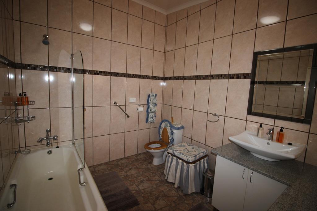 Waterfront Guest House Carolina Екстер'єр фото