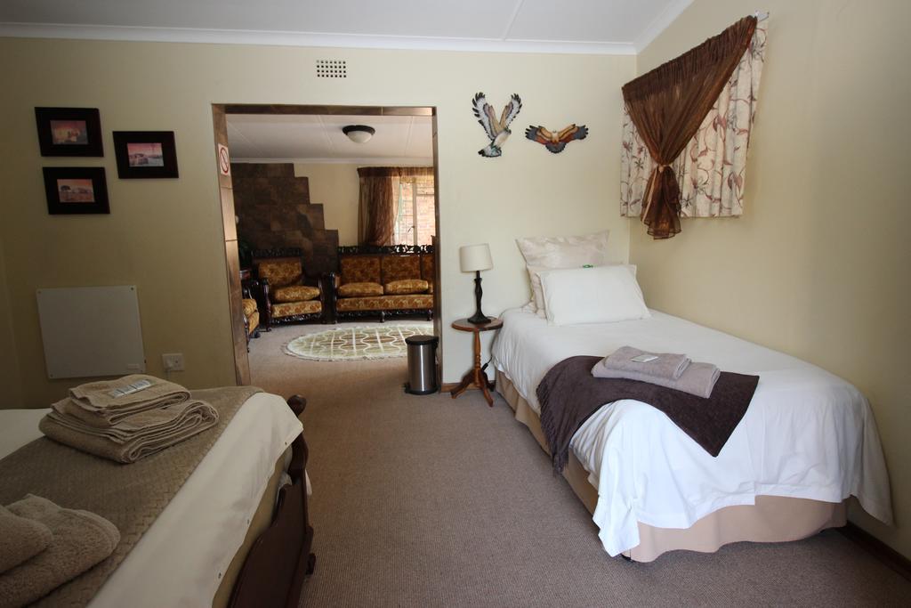 Waterfront Guest House Carolina Екстер'єр фото